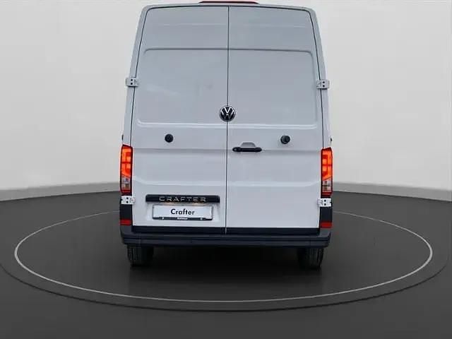 Gebraucht VW Crafter 103 PS (75 kW) 2024 Weiß Van