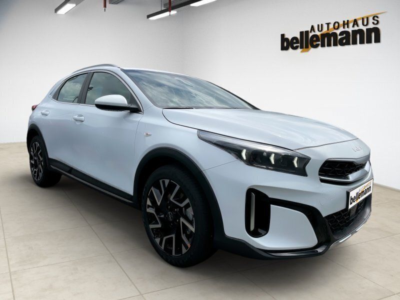 Gebraucht Kia XCeed Vision 101 PS (74 kW) 2022 Weiß SUV