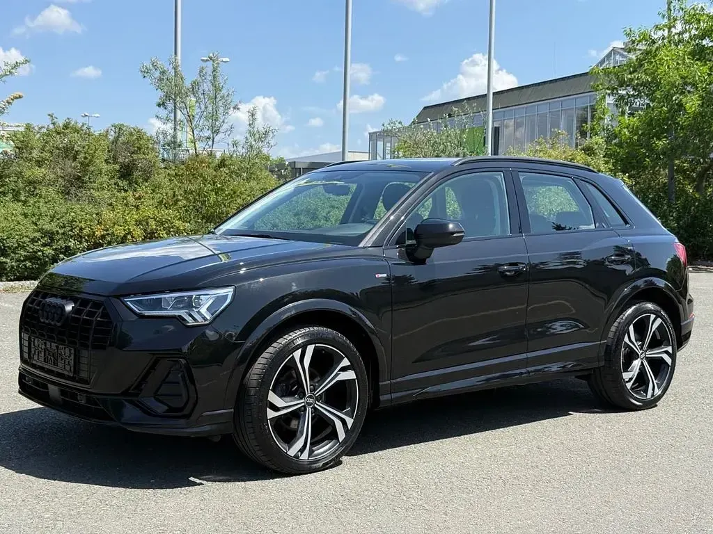 Gebraucht Audi Q3 S-Line 150 PS (110 kW) 2022 Schwarz SUV