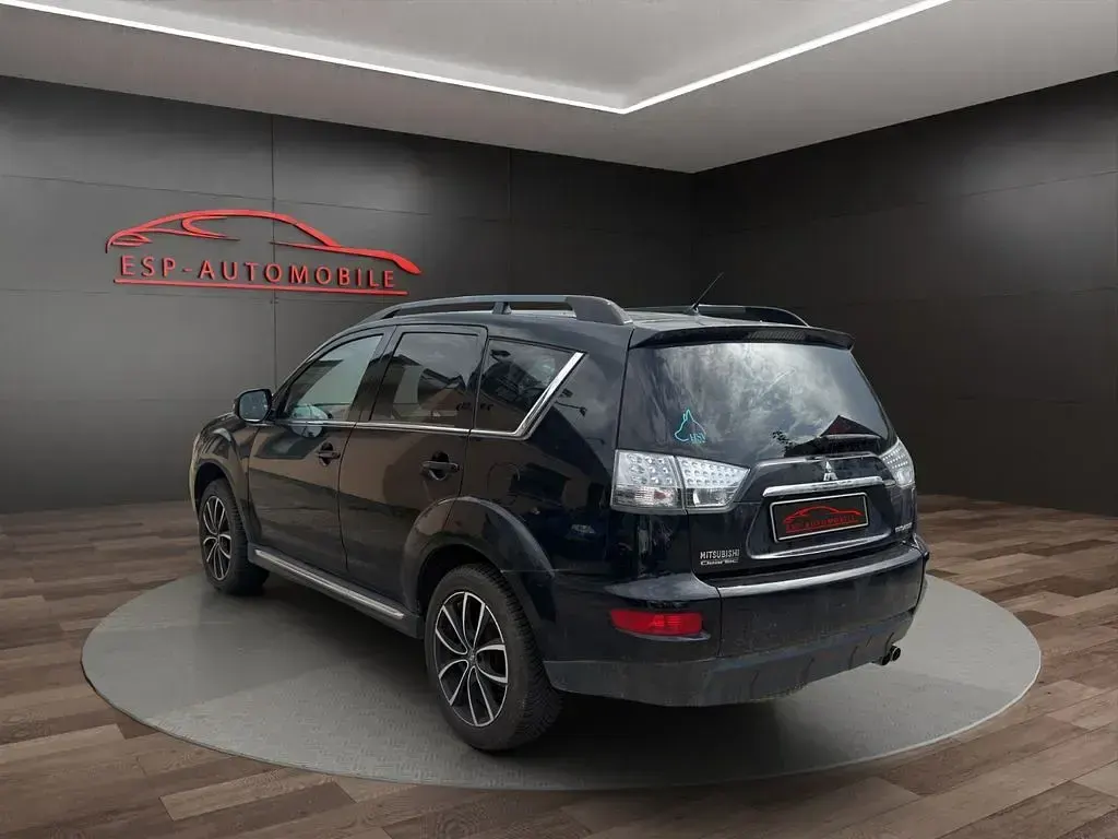 Gebraucht Mitsubishi Outlander Motion 177 PS (130 kW) 2012 Schwarz SUV