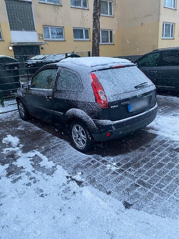 Gebraucht Ford Fiesta 80 PS (58 kW) 2005 Schwarz Kleinwagen