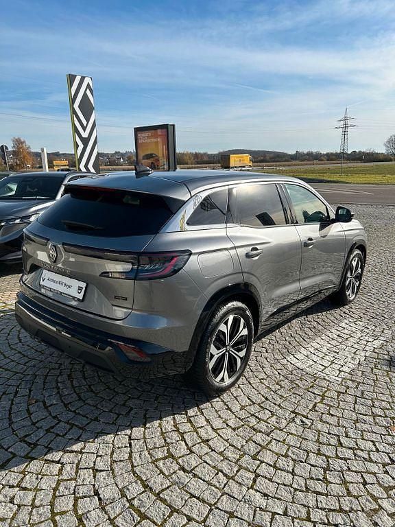 Gebraucht Renault Austral Techno 131 PS (96 kW) 2024 Dolomitgrau SUV