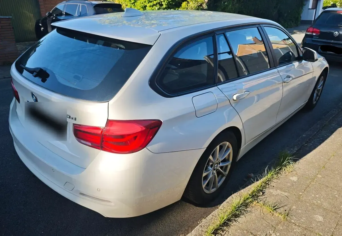 Gebraucht BMW 320 Efficient Dynamics 163 PS (119 kW) 2015 Schwarz Kombi