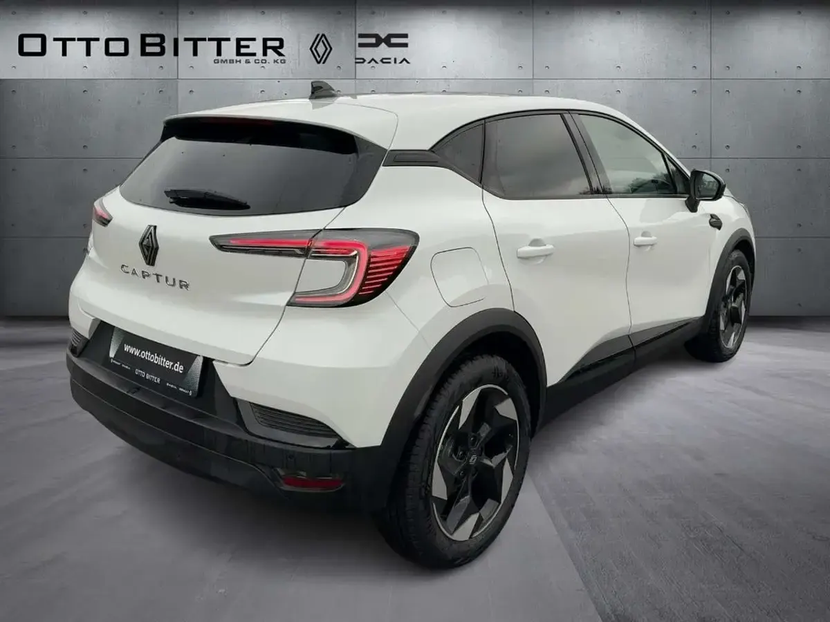 Nowe Renault Captur Techno 158 KM (116 kW) 2025 Biały SUV