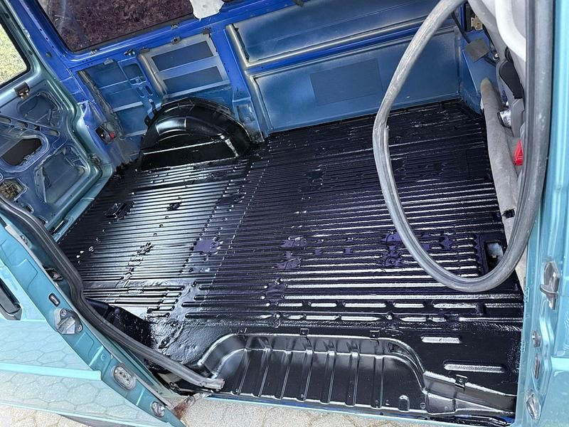 Gebraucht VW T4 102 PS (75 kW) 2002 Grün Van