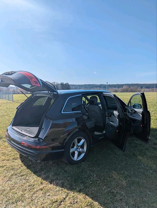 Gebraucht Audi Q7 S-Line 272 PS (200 kW) 2016 Schwarz SUV