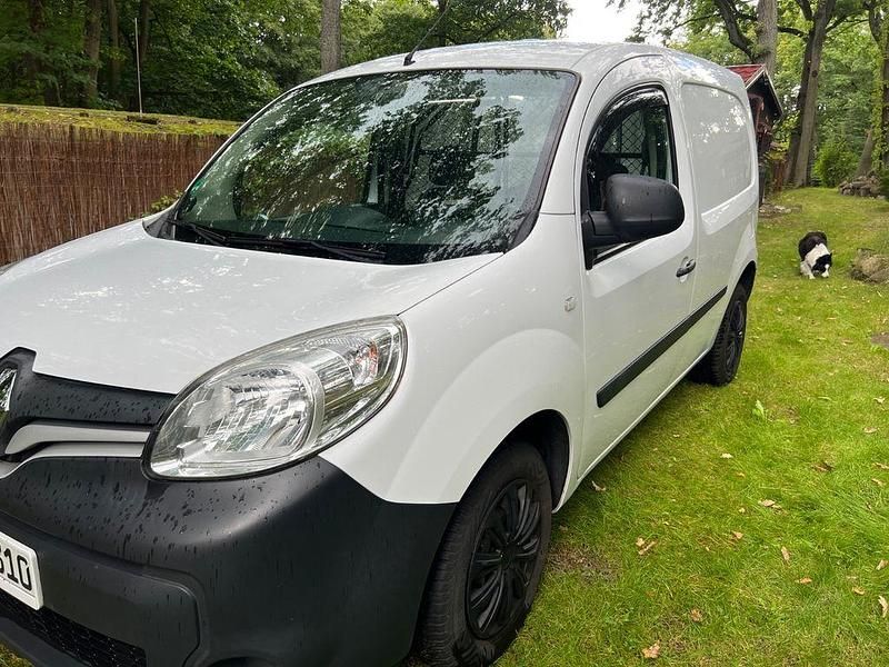 Weiß Gebraucht 2018 Renault Kangoo Rapid Extra Van / Kleinbus | 6.900 € (Superpreis) - Bild 1/4