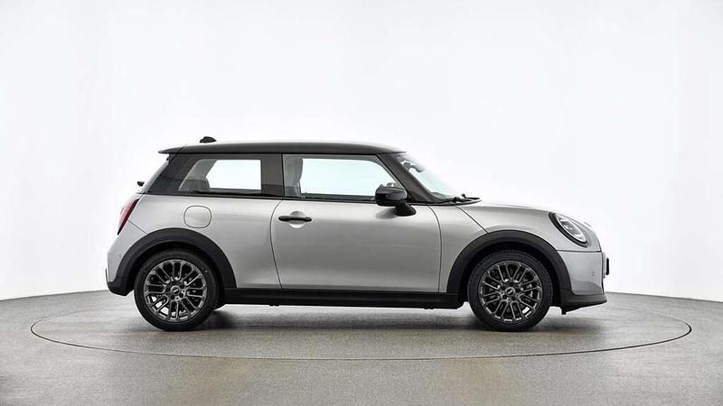 Gebraucht Mini Cooper Classic 156 PS (114 kW) 2024 Grau Kleinwagen