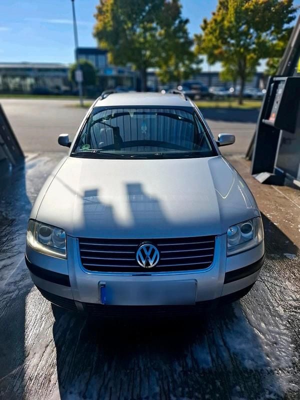 Gebraucht VW Passat 102 PS (75 kW) 2003 Silber Kombi
