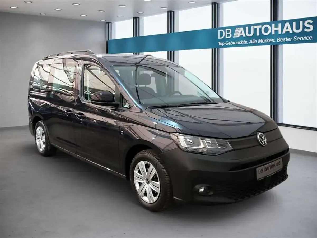 Usata VW Caddy 102 CV (75 kW) 2023 Blu Monovolume