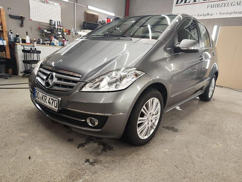 Gebraucht Mercedes A150 Elegance 95 PS (69 kW) 2008 Grau Van / Kleinbus