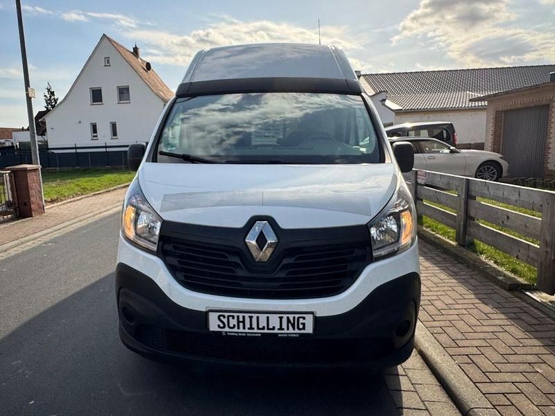 Gebraucht Renault Trafic Komfort 125 PS (91 kW) 2018 Weiß Van / Kleinbus