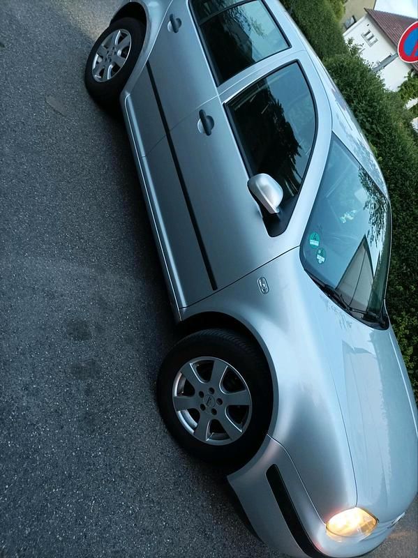 Silber Gebraucht 2003 VW Golf IV Limousine | 850 € (Guter Preis) - Bild 1/4
