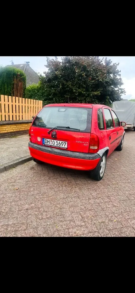 Gebraucht Opel Corsa 95 PS (69 kW) 1998 Rot Kleinwagen