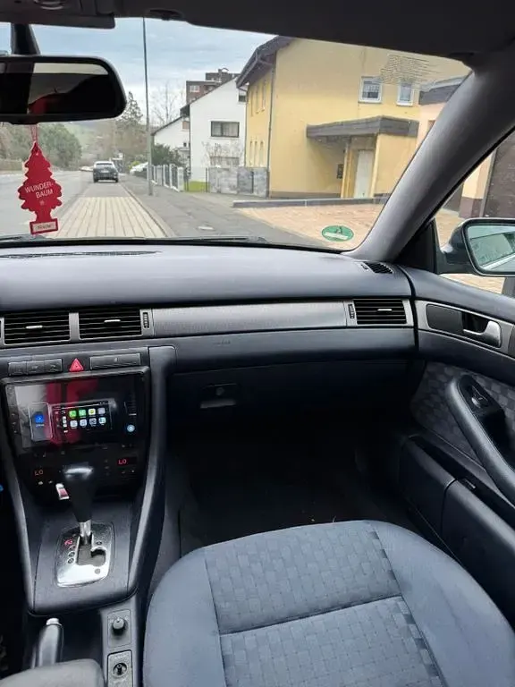 Gebraucht Audi A6 155 PS (114 kW) 2002 Blau Kombi