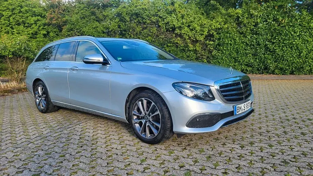 Gebraucht Mercedes E250 Exclusive 211 PS (155 kW) 2018 Silber Limousine