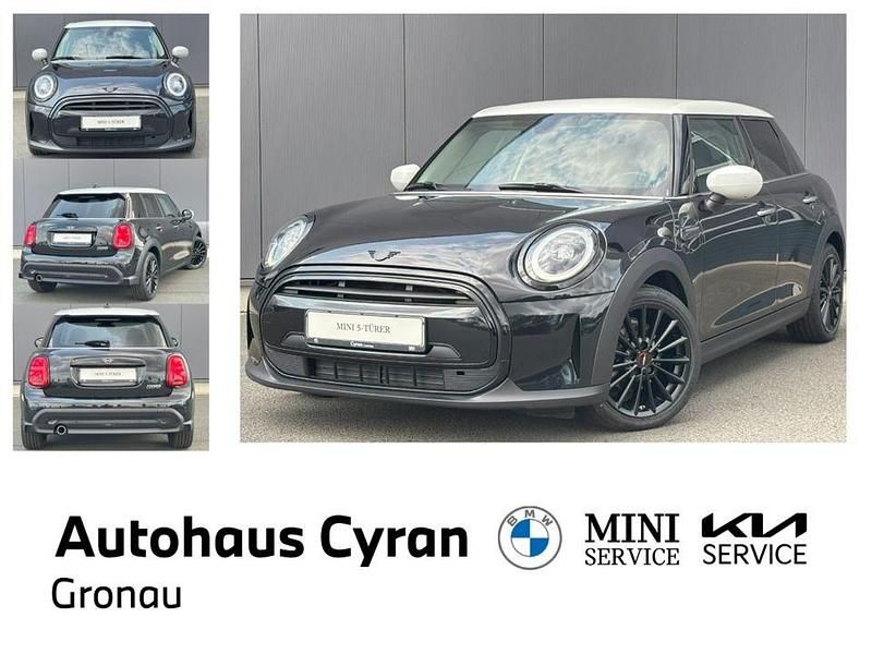 Gebraucht Mini Cooper Classic 136 PS (100 kW) 2022 Schwarz Kleinwagen