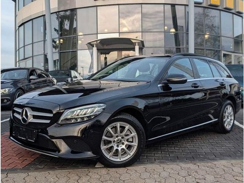 Gebraucht Mercedes C200 160 PS (117 kW) 2020 Schwarz  unilack (metallic) Kombi