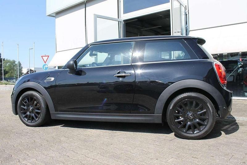 Gebraucht Mini ONE 102 PS (75 kW) 2019 Schwarz Kleinwagen