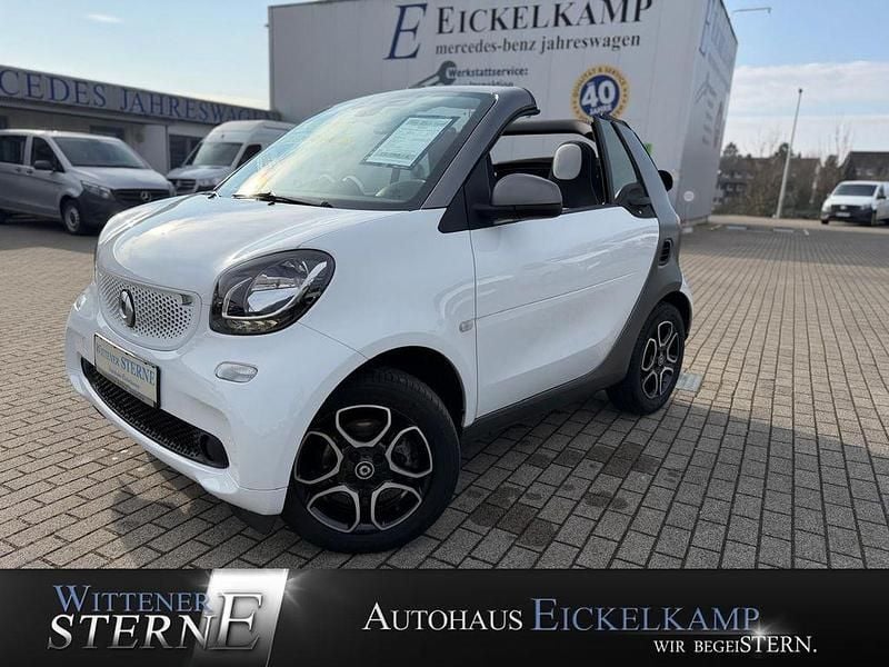 Gebraucht Smart ForTwo Cabrio Passion 90 PS (66 kW) 2018 Weiß Cabrio