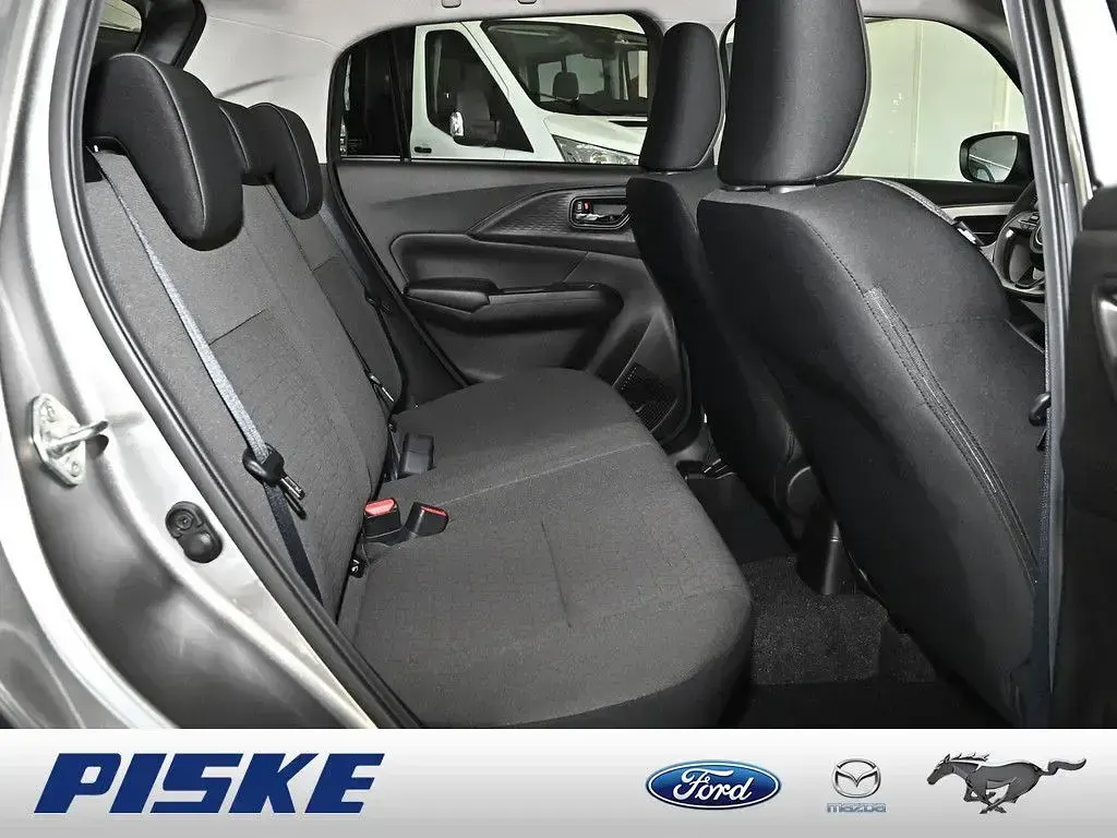 Neu Suzuki Swift Comfort+ 83 PS (61 kW) 2026 Mineral gray Kleinwagen