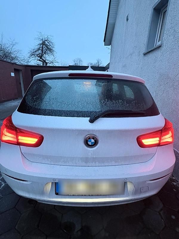 Gebraucht BMW 116 109 PS (80 kW) 2016 Weiß Kleinwagen