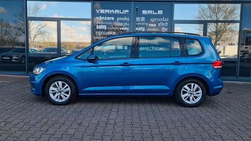 Gebraucht VW Touran Comfortline 116 PS (85 kW) 2020 Blau Van / Kleinbus