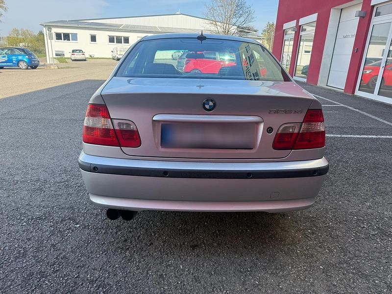 Gebraucht BMW 325 192 PS (141 kW) 2001 Silber Limousine