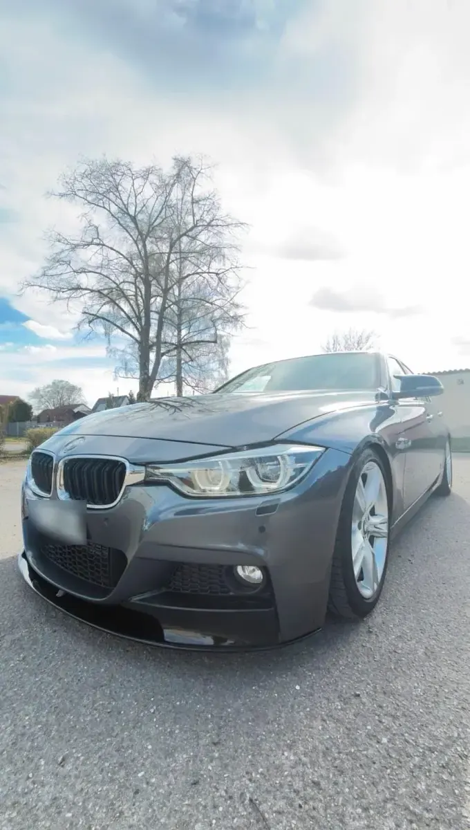 Gebraucht BMW 320 190 PS (139 kW) 2017 Grau Limousine