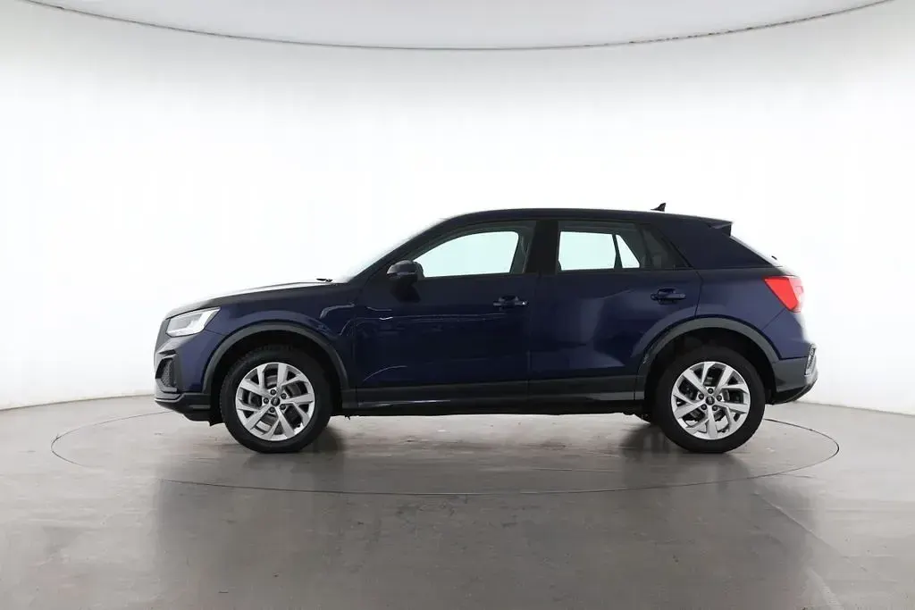 Gebraucht Audi Q2 Advanced Plus 150 PS (110 kW) 2025 Navarrablau SUV