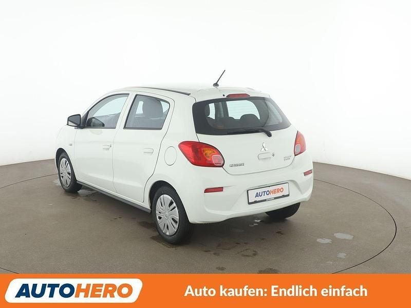 Gebraucht Mitsubishi Space Star Basis 71 PS (52 kW) 2019 Weiß Limousine