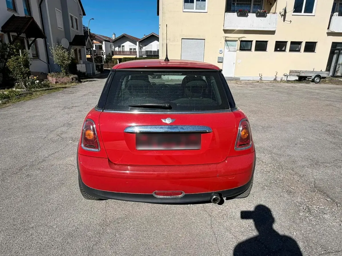Käytetty Mini Cooper Coupé 95 HP (69 kW) 2008 Punainen Coupe - kaksiovinen