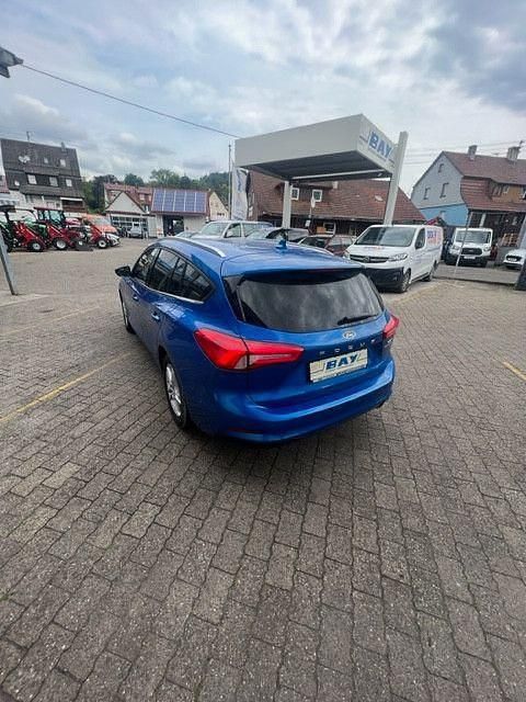 Gebraucht Ford Focus Cool & Connect 155 PS (114 kW) 2021 Blau Kombi
