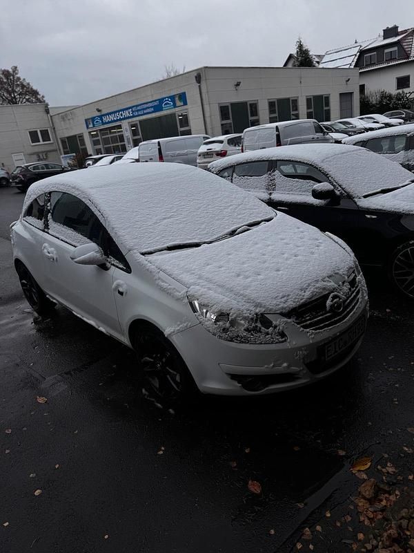 Gebraucht Opel Corsa 101 PS (74 kW) 2010 Weiß Coupé