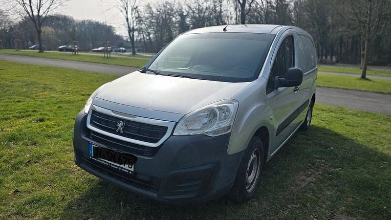 Gebraucht Peugeot Partner 75 PS (55 kW) 2017 Silber