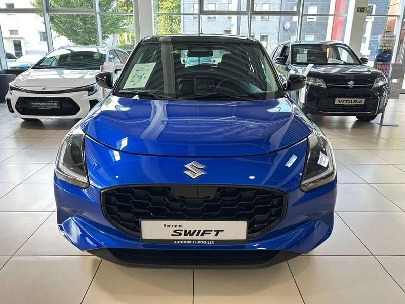 Neu Suzuki Swift Comfort 83 PS (61 kW) 2025 Frontier/super black pearl Kleinwagen