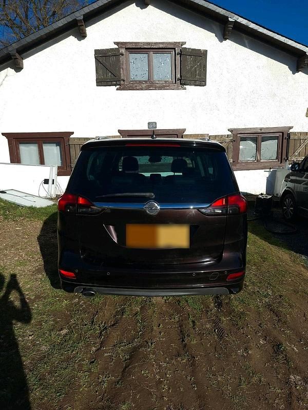Usata Opel Zafira Tourer 165 CV (121 kW) 2012 Monovolume