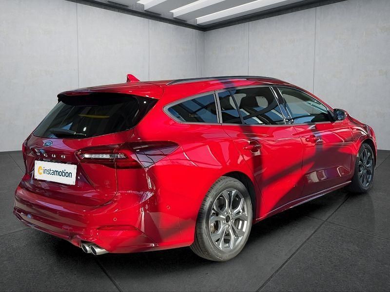 Neu Ford Focus ST-Line X 155 PS (114 kW) 2025 Rot Kombi