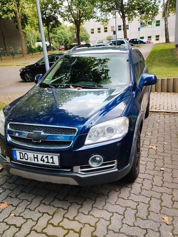 Blau Gebraucht 2010 Chevrolet Captiva SUV | 2.850 € (Guter Preis) - Bild 1/4