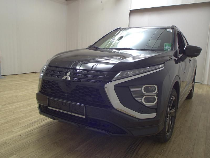 Gebraucht Mitsubishi Eclipse Cross 188 PS (138 kW) 2022 Panther schwarz SUV