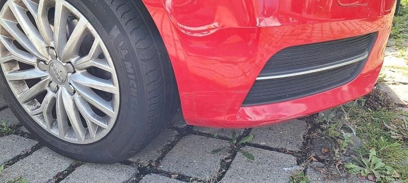 Gebraucht Audi A3 Ambiente 150 PS (110 kW) 2014 Rot Limousine