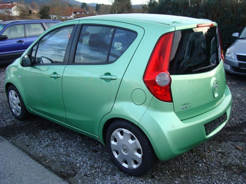 Gebraucht Opel Agila Edition 65 PS (47 kW) 2008 Grün Kleinwagen
