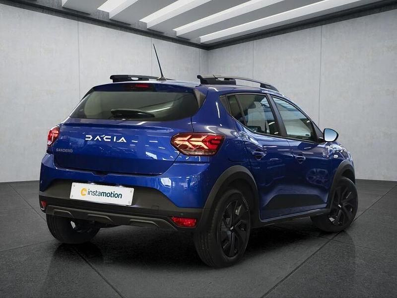 Gebraucht Dacia Sandero Stepway 91 PS (66 kW) 2025 Blau Kleinwagen
