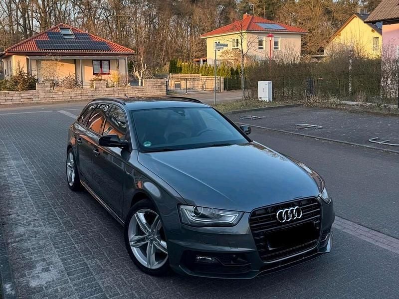 Gebraucht Audi A4 S-line plus 150 PS (110 kW) 2016 Grau Kombi