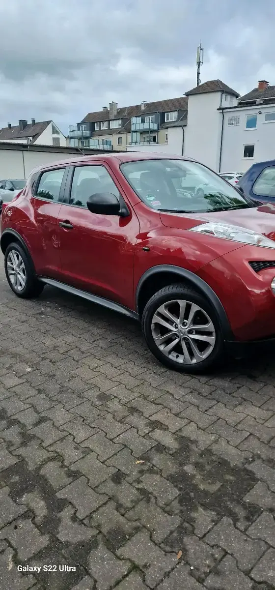 Gebraucht Nissan Juke 120 PS (88 kW) 2011 Rot SUV