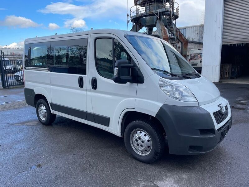 Weiß Gebraucht 2011 Peugeot Boxer Van | 7.750 € (Etwas zu teuer) - Bild 1/4