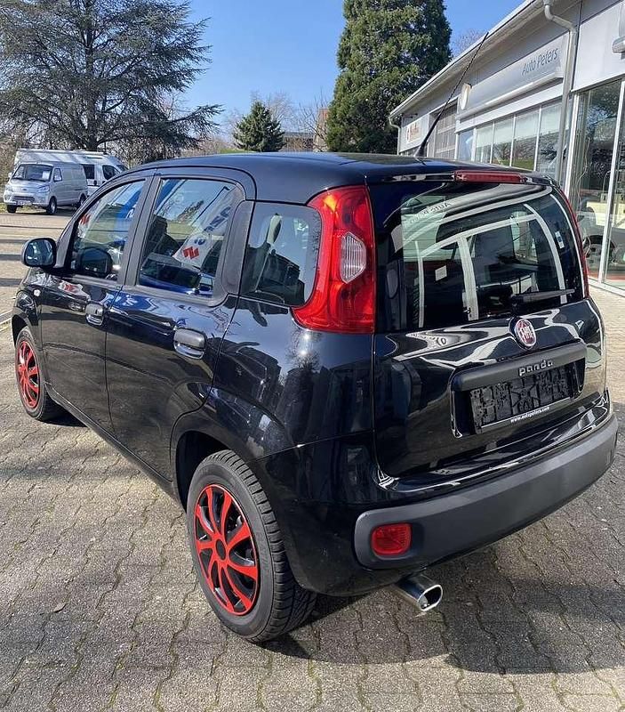 Gebraucht Fiat Panda Easy 69 PS (50 kW) 2016 Schwarz Kleinwagen