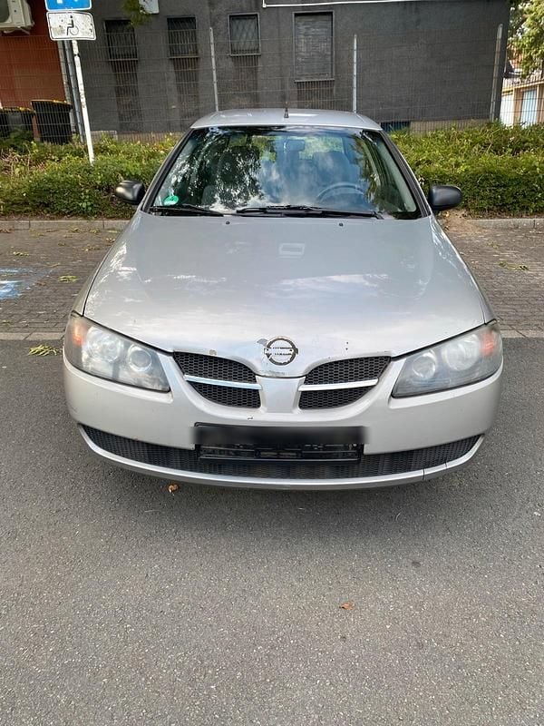 Grau Gebraucht 2004 Nissan Almera Kleinwagen | 1.350 € (Fairer Preis) - Bild 1/4