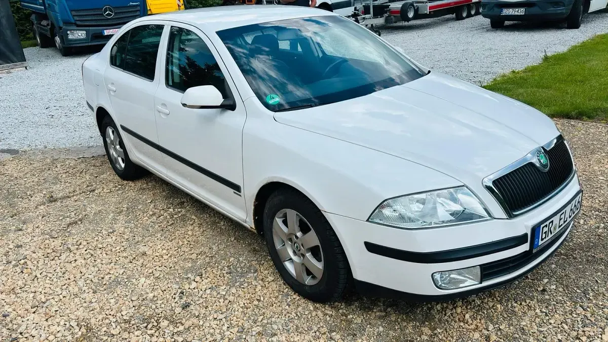 Gebraucht Skoda Octavia 103 PS (75 kW) 2005 Weiß Limousine