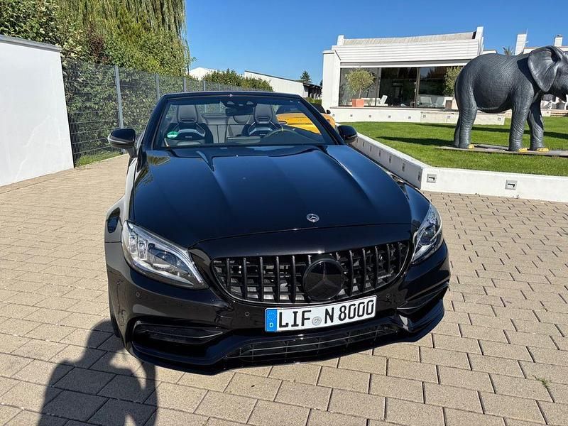 Obsidianschwarz Gebraucht 2023 Mercedes C63S AMG AMG Cabrio | 79.400 € (Fairer Preis) - Bild 1/4